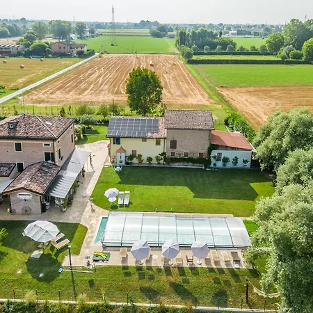 La Casa Di Valeria - B&B 4*