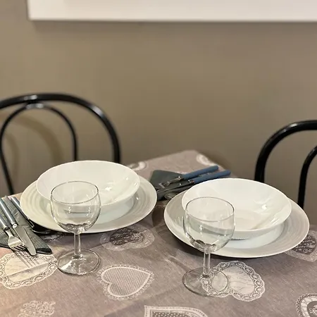 La Casa Di Valeria - 4* 모데나