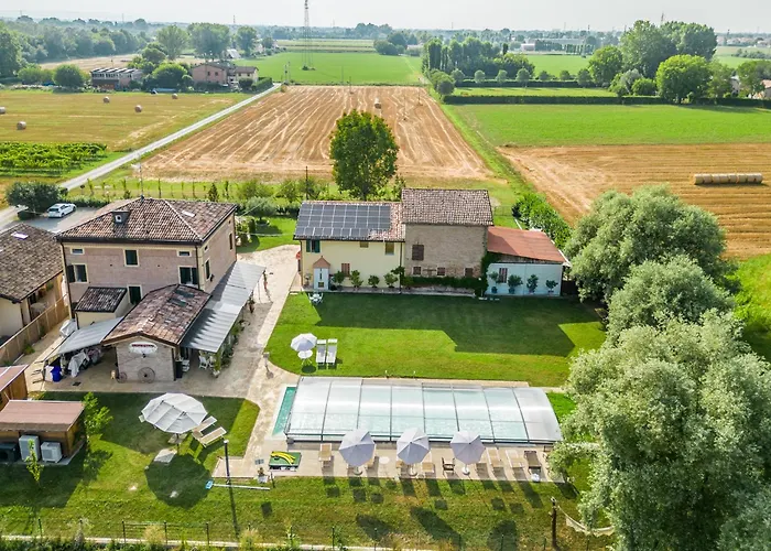 La Casa Di Valeria - B&B 4*