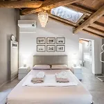 Bed & Breakfast La Casa Di Valeria - Modena