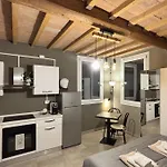 Bed & Breakfast La Casa Di Valeria - 4*