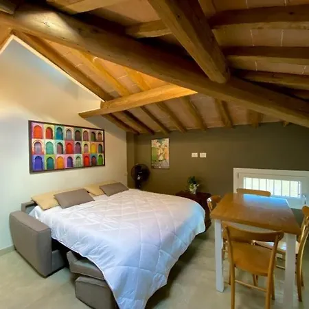 La Casa Di Valeria - B&B 모데나