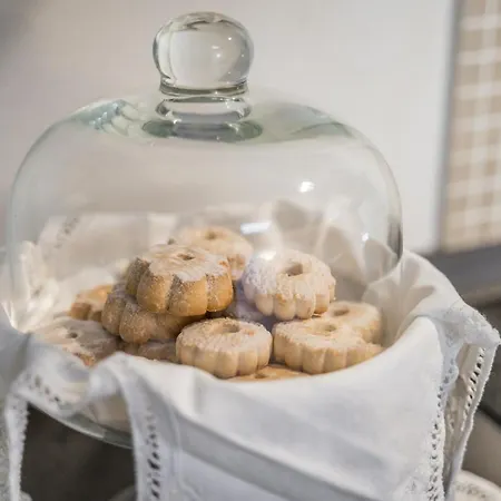 Couette-café La Casa Di Valeria - 4*