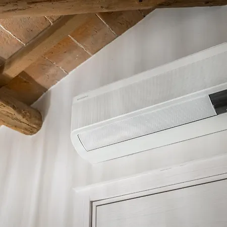 La Casa Di Valeria - 4* 모데나