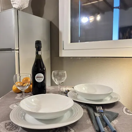 La Casa Di Valeria - B&B 모데나