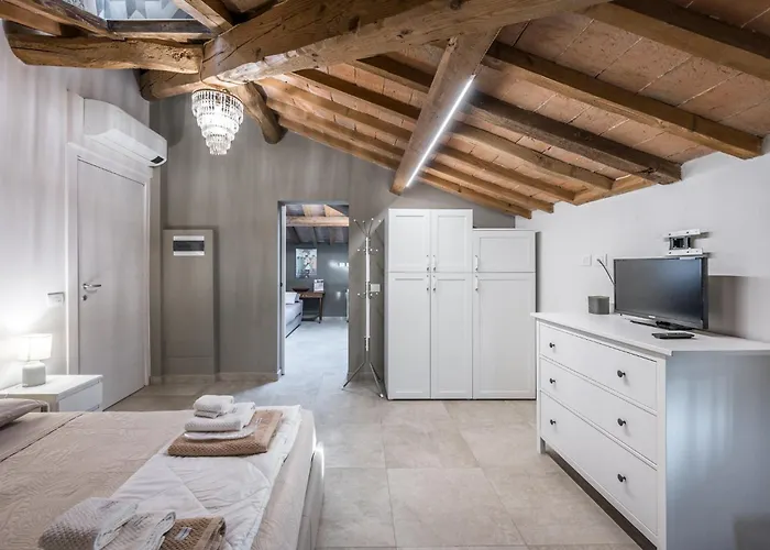 La Casa Di Valeria - Panzió Modena